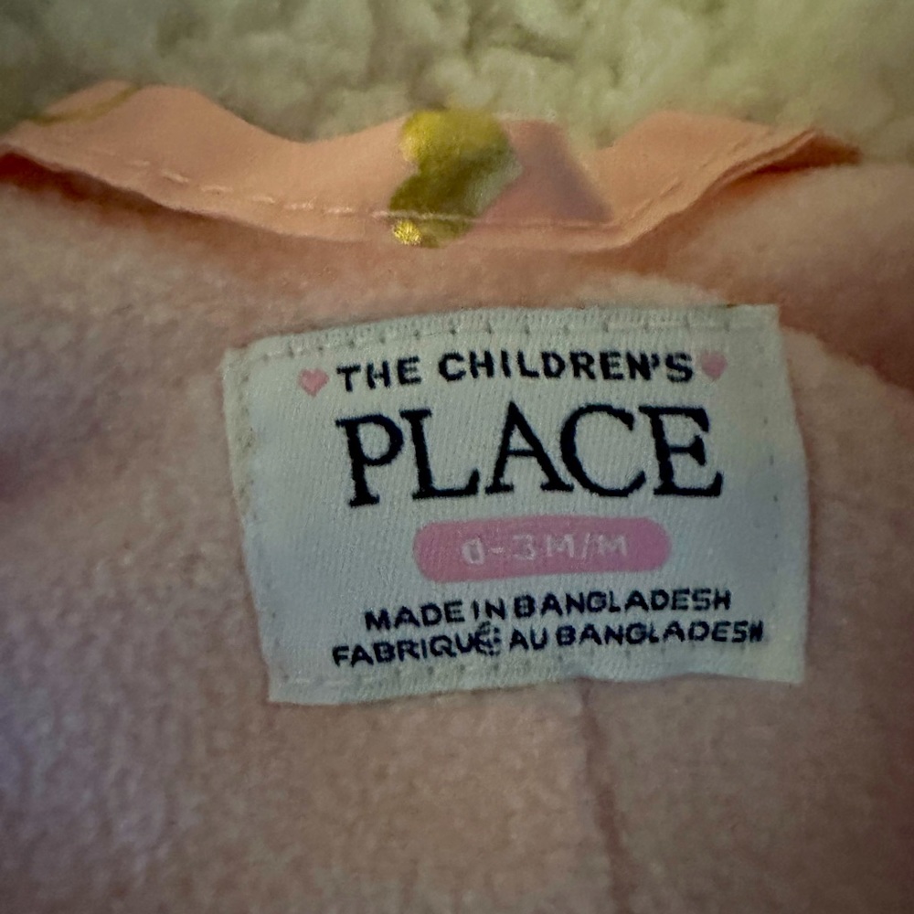Infant snowsuit 0-3 months, pink with gold hearts with furry hood. Never worn